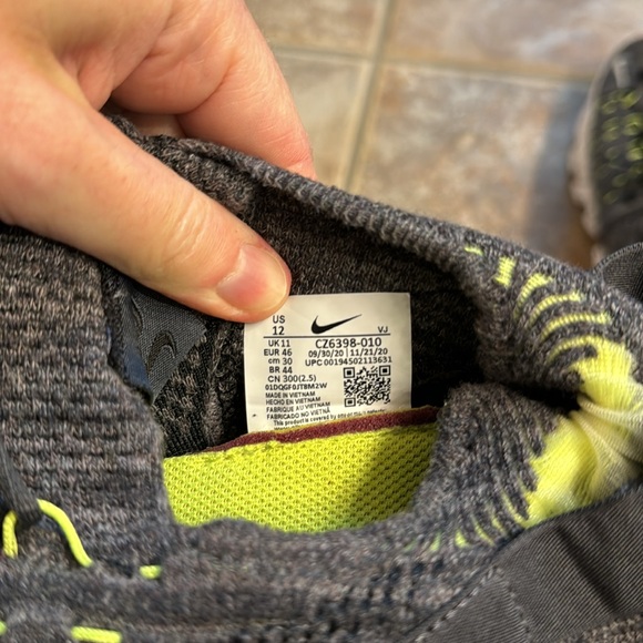 Nike Space Hippie 04 'Black Volt' - Picture 6 of 6